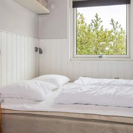 Three-bedroom Holiday In 8 Сasa de vacaciones