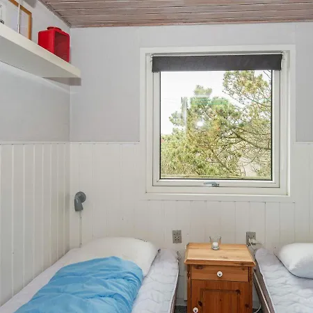 Three-bedroom Holiday In 8 Сasa de vacaciones Fanø