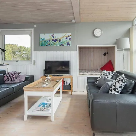 Three-bedroom Holiday In 8 Сasa de vacaciones *