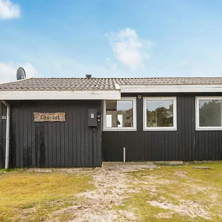 Three-bedroom Holiday In 8 Сasa de vacaciones
